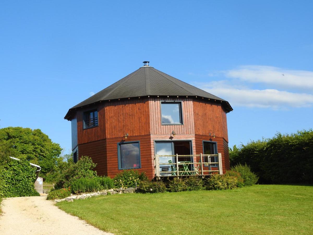 La Maison Ronde Et Ses 2 Cahutes Monthoiron ภายนอก รูปภาพ