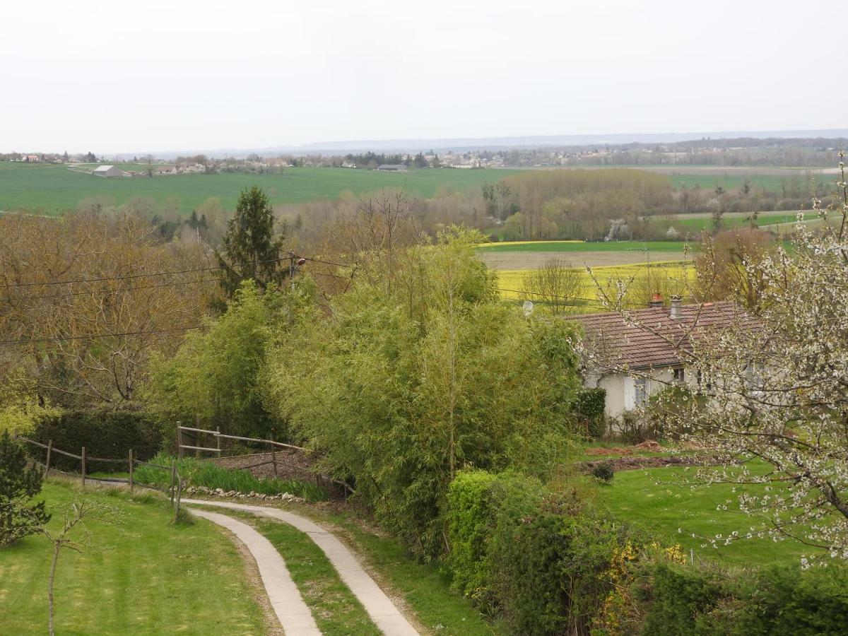 La Maison Ronde Et Ses 2 Cahutes Monthoiron ภายนอก รูปภาพ